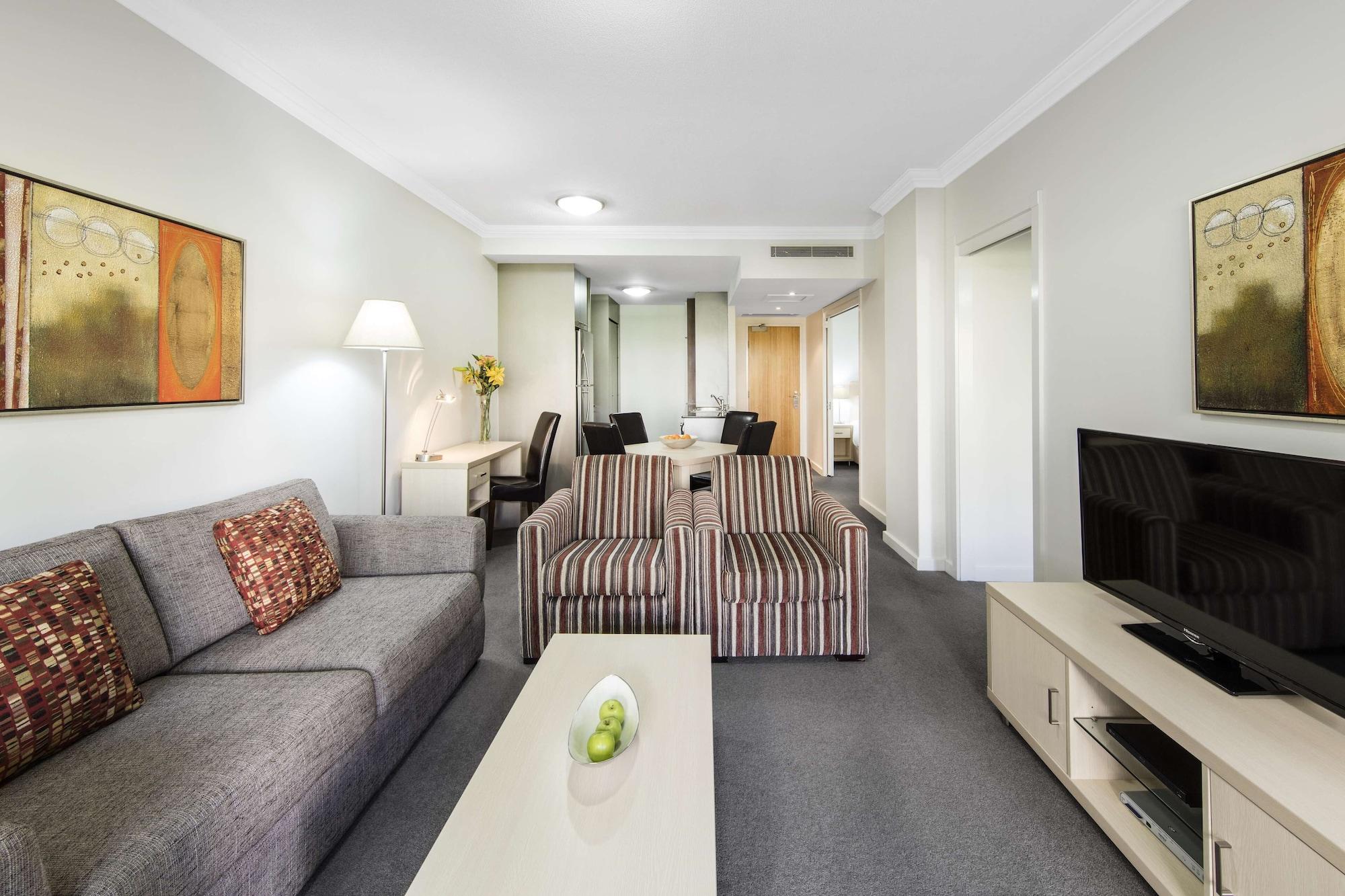 Oaks Brisbane Mews Suites Exteriör bild