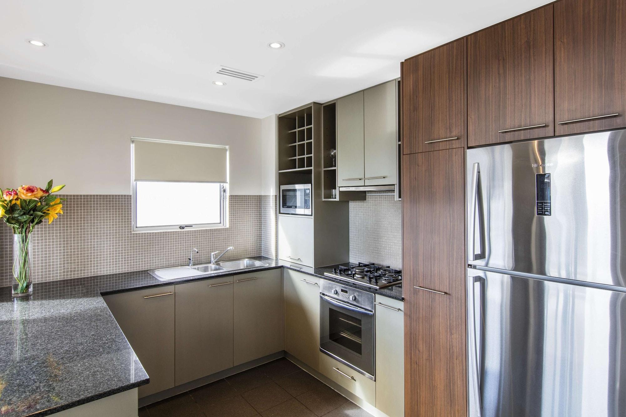 Oaks Brisbane Mews Suites Exteriör bild