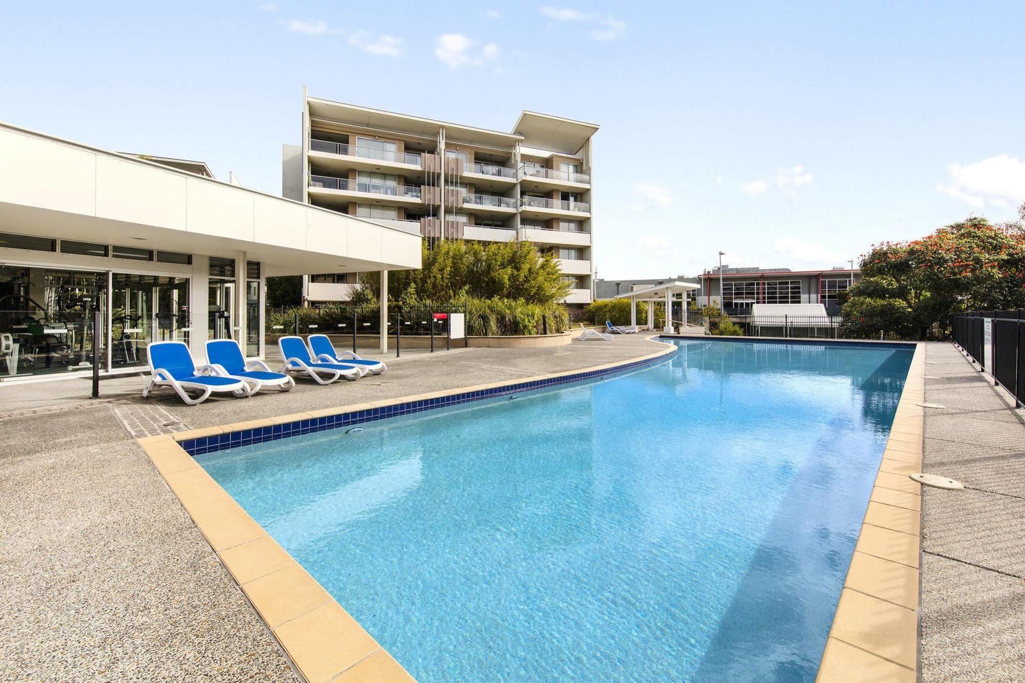 Oaks Brisbane Mews Suites Exteriör bild