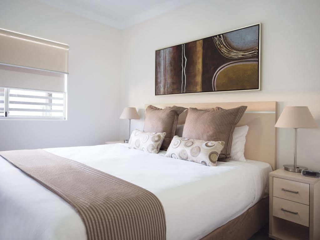 Oaks Brisbane Mews Suites Exteriör bild